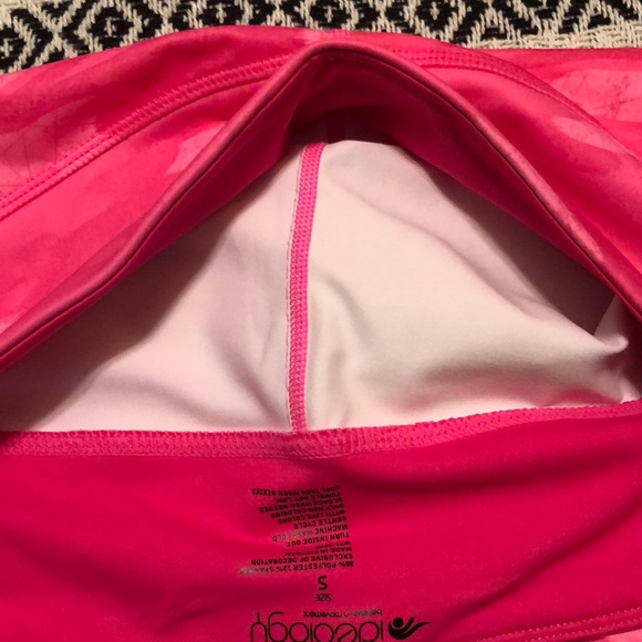 Ideology Pink Camo Breast Cancer Crop Leggings SzS - Picture 10 of 10